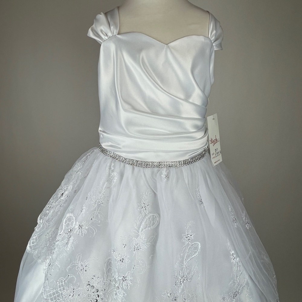 Girls First communion white dress size 7, 8, 10, 12 - Picture 10 of 13
